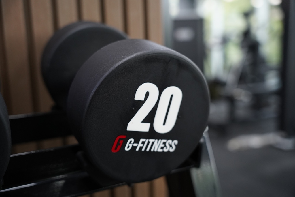 Mancuerna TPU con logo G-Fitness 20KG