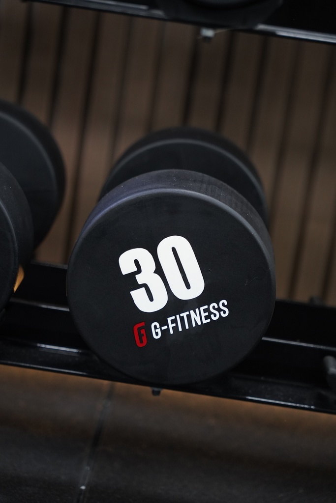 Mancuerna TPU con logo G-Fitness 30KG